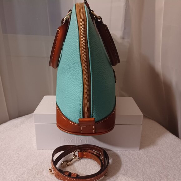 DOONEY & BOURKE SORRENTO ZIP ZIP SACHEL PURSE. - Picture 5 of 9